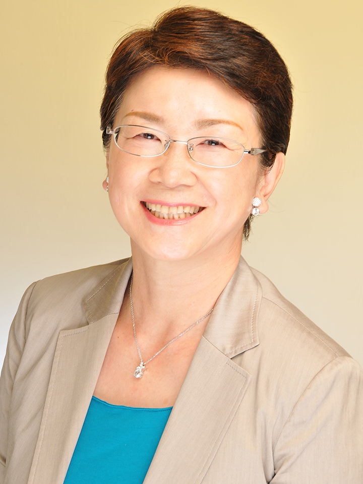 山田 淳子